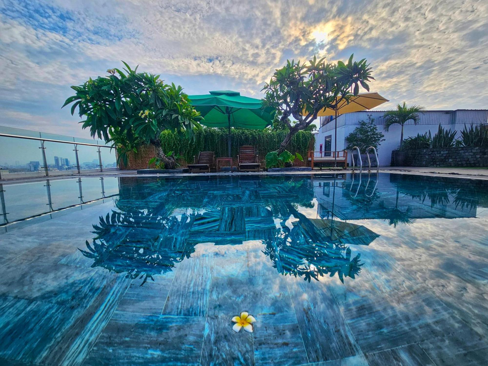 Mtr Apartment & Hotel Da Nang Exterior photo